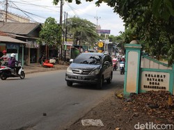 Cerita di Balik Nama Jalan Mercedes-Benz di Wanaherang, Bogor