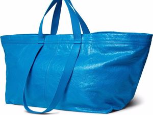 Tas Kulit Balenciaga Disebut Mirip Kantong Belanja IKEA Rp 14 Ribuan