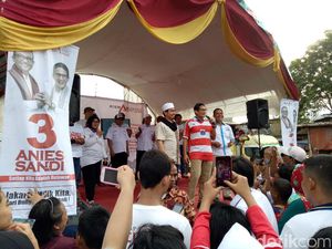 Dampingi Sandiaga Kampanye, Ustaz Solmed Ajak Warga Tidak Golput