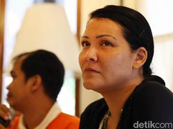 Melanie Subono Sentil Video Pilot Vincent di Lokasi Tragedi