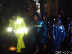 Dua Wisatawan Air Terjun Lawean Kediri Hilang Tersapu Air Bah