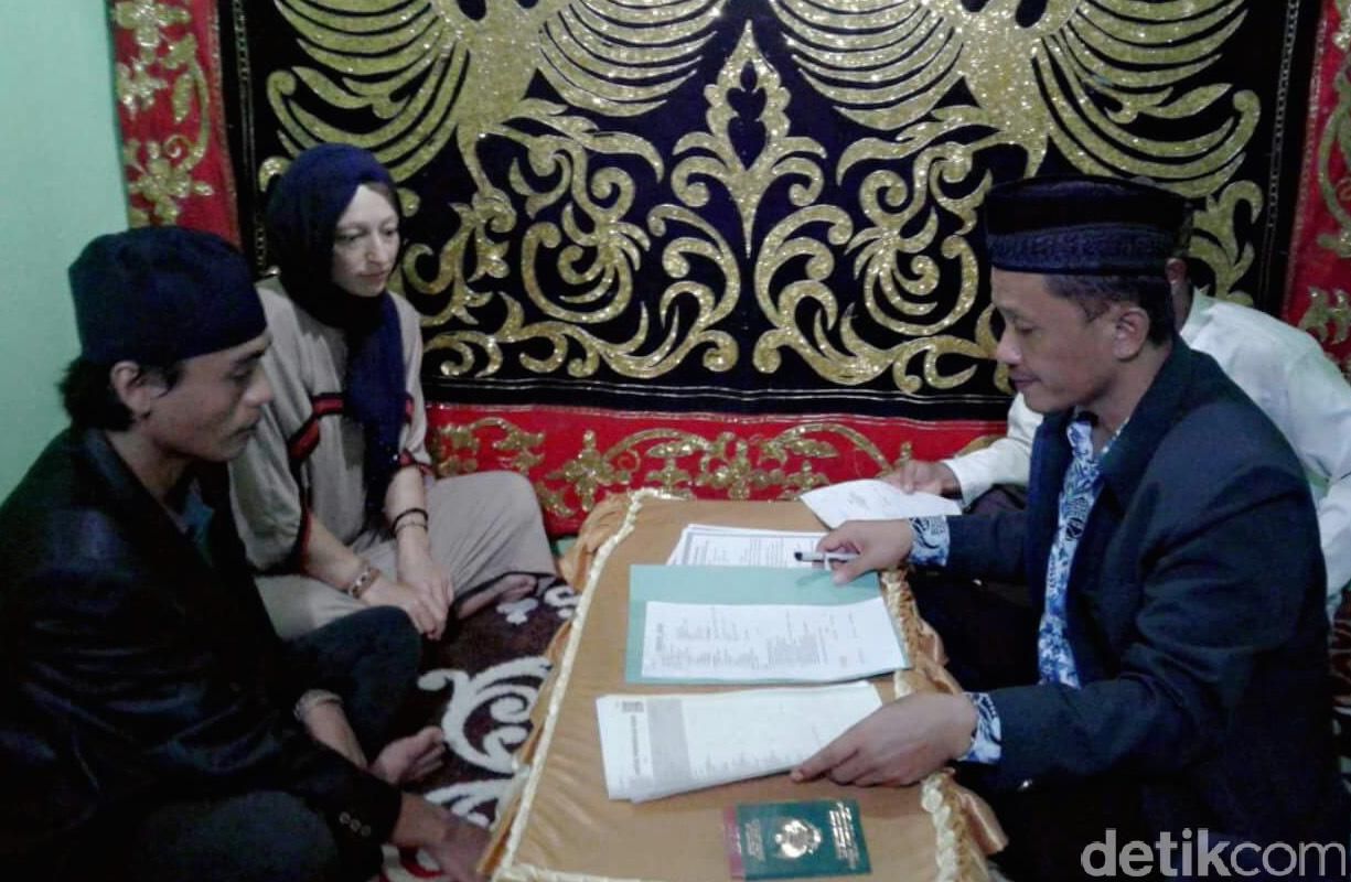 Sumardin dan Ermina