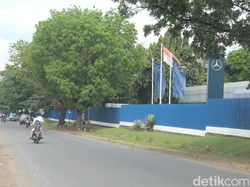 Tak Ada Penetapan Resmi Nama Jalan Mercedes-Benz di Wanaherang