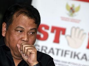 Ketua MK: Saya Persilakan KPK untuk Menyadap HP Kami