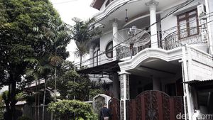 Begini Suasana Rumah Patrialis Akbar yang Kena OTT KPK