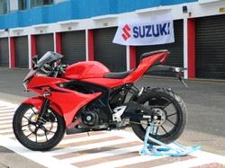 Lamban Luncurkan Motor Baru, Ini Alasan Suzuki