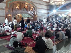 Habib Rizieq akan Beri Tausiah di Masjid Pusdai Usai Diperiksa