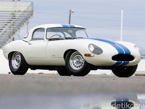 Jaguar E-Type Paling Mahal Sepanjang Masa