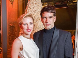 Dikabarkan Cerai, Scarlett Johansson dan Suami Muncul Bersama