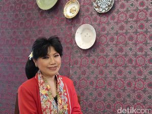 Bantu Desainer Difabel, Anne Avantie Bawa Rahmat Hidayat ke Semarang Bantu Desainer Difabel, Anne Avantie Bawa Rahmat Hidayat ke Semarang