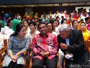 Menteri Puan Apresiasi Sumarsono Gelar Lomba Mars Revolusi Mental