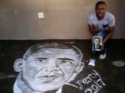 Seniman Afrika Selatan Ubah Garam Jadi Karya Potret Tokoh Terkenal