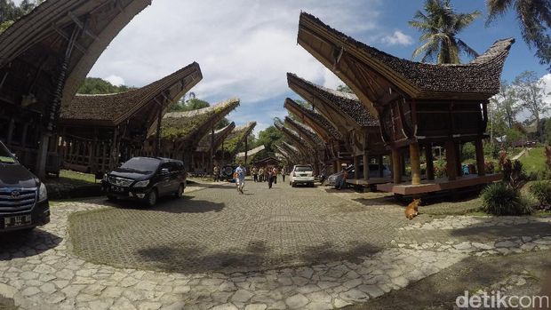 Tongkonan, rumah adat orang Toraja