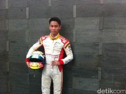 Pebalap Muda Indonesia Ini Rindukan Angpau Saat Imlek