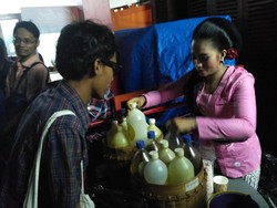 Kata Gen Z soal Party Jamu Jadi Tren di Medsos