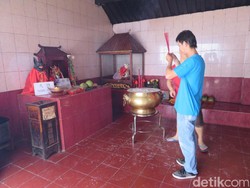 Polisi Cek Situasi Keamanan di Vihara Petak Sembilan Jakbar