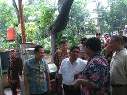 Cek PKL Binaan, Sumarsono Janji Renovasi dan Bentuk Koperasi