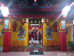 Melihat Vihara Budi Asih di Purwakarta yang Dibangun 100 Tahun Lalu