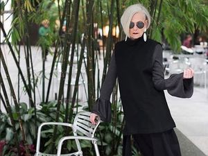 5 Fashion Blogger Populer di Usia 50-an, Tak Kalah Keren dari yang Muda