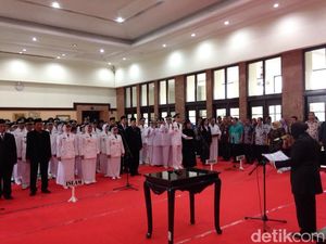 Risma Minta Pejabat yang Baru Dilantik Tidak Tersandung Hukum