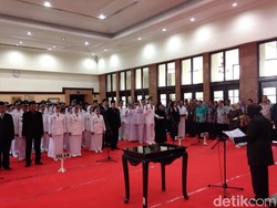 Risma Minta Pejabat yang Baru Dilantik Tidak Tersandung Hukum