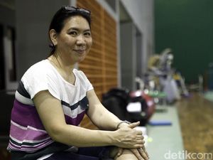Kecup dan Peluk Mesra Alan Melepas Susy ke Piala Sudirman