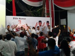 Ada Flasmob di Rumah Pemenangan Usai Anies-Sandi Bicara