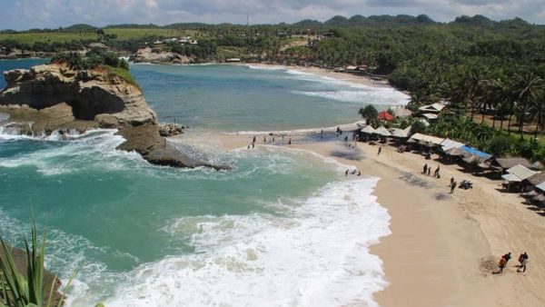 Foto: Pantai-pantai Cantik di Kampung Halaman SBY