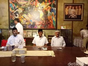 Berangkat ke Arena Debat, Sandiaga Jemput Boy Sadikin