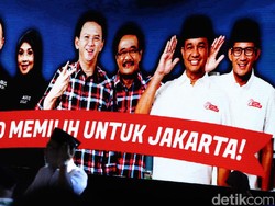 Tiga Pasangan Calon Naik Disambut Meriah Yel-yel Pendukung