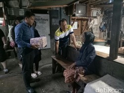 Komunitas di Banyuwangi Urun Tangan Bantu Warga Miskin