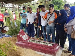 Makam Dibongkar, Bayi 18 Bulan yang Diduga Dianiaya Diautopsi