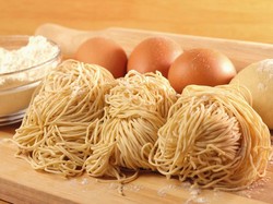 Dibawa oleh Saudagar China hingga Dijajakan Keliling dengan Gerobak