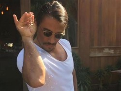 Jalan-jalan ke Turki, Anang Hermansyah Rayakan Ultah di Resto Salt Bae