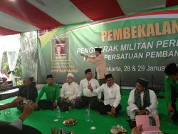 Djarot Disambut Selawat Saat Hadiri Pengajian Wanita Kakbah