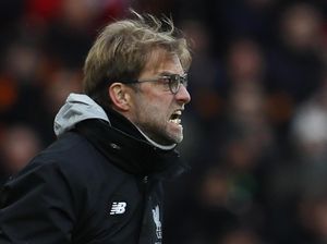 Klopp: 3 Poin Sudah Cukup untuk Memotivasi, Tak Perlu Bicara Mengejar Chelsea Klopp: 3 Poin Sudah Cukup untuk Memotivasi, Tak Perlu Bicara Mengejar Chelsea