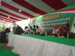 Djarot: Kami Adalah Pelayan, Ibu-ibu Bisa Suruh Apa Saja