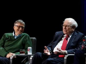 Warren Buffett Mundur dari Yayasan Milik Bill & Melinda Gates Warren Buffett Mundur dari Yayasan Milik Bill & Melinda Gates