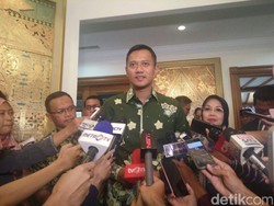 Djarot Sebut Penataan Tanpa Penggusuran Bohong, Agus: Menggelikan