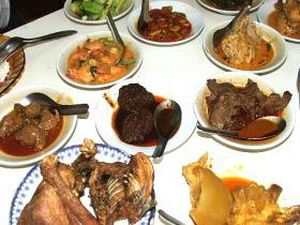 Sebenarnya Kaya Antioksidan, Nasi Padang Jadi Jahat karena Hal Ini Sebenarnya Kaya Antioksidan, Nasi Padang Jadi Jahat karena Hal Ini