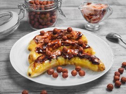 Pisang Bakar Keju Saus Karamel Bisa Dibuat dengan 4 Langkah Ini