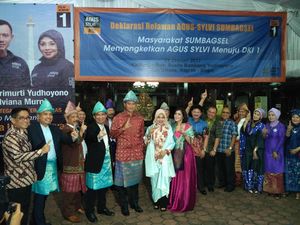 Didukung Relawan Sumbagsel, Agus: Saya dan Sylvi Kombinasi Unik Didukung Relawan Sumbagsel, Agus: Saya dan Sylvi Kombinasi Unik