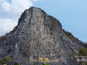 Proses Kreatif Laser Buddha, Bukit yang Dipahat dan Dilapisi Emas