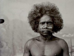 Membuka Kisah Aborigin yang Diperlakukan Sebagai Hewan