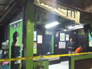 Teka-Teki Penyerang Posko FBR di Daan Mogot Teka-Teki Penyerang Posko FBR di Daan Mogot