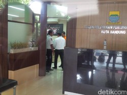 Polisi Kembali Geledah Kantor Dinas Penanaman Modal Kota Bandung
