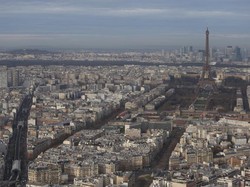 Indahnya Kota Paris Dilihat dari Montparnasse Tower