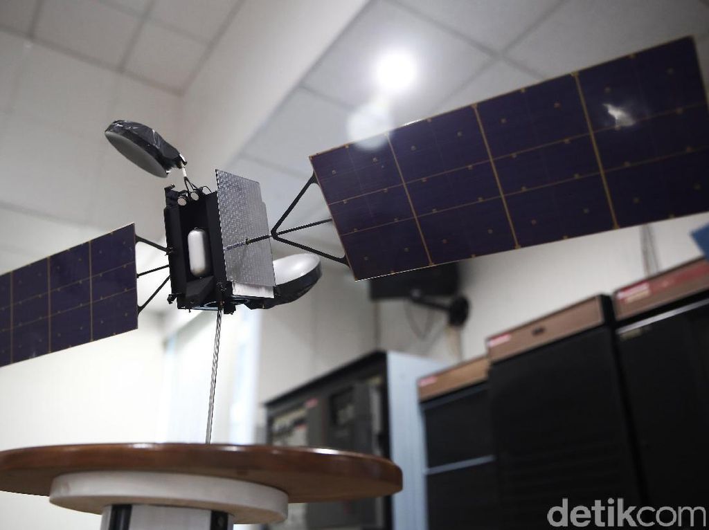 Duet Lapan, Telkomsat & Tel-U Kembangkan Satelit Orbit Rendah Duet Lapan, Telkomsat & Tel-U Kembangkan Satelit Orbit Rendah