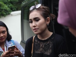 Posting-an Selingkuh Jedar Bikin Geger, Ayu Ting Ting Mangkir Syuting