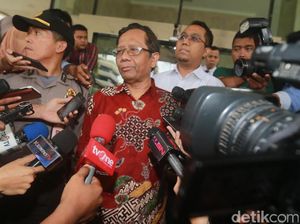 5 Hakim MK Belum Update LHKPN, Mahfud: Bukan Contoh yang Baik 5 Hakim MK Belum Update LHKPN, Mahfud: Bukan Contoh yang Baik